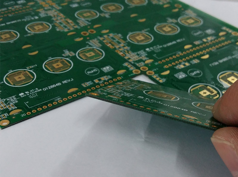 PCB線路板激光切割