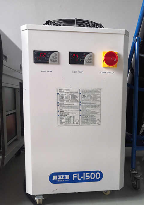 激光焊接機水箱的基本結構